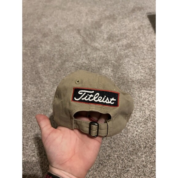 Titleist‎ Disney Adult Unisex Beige Solid Adjustable Golf Cap Hat - Picture 3 of 5